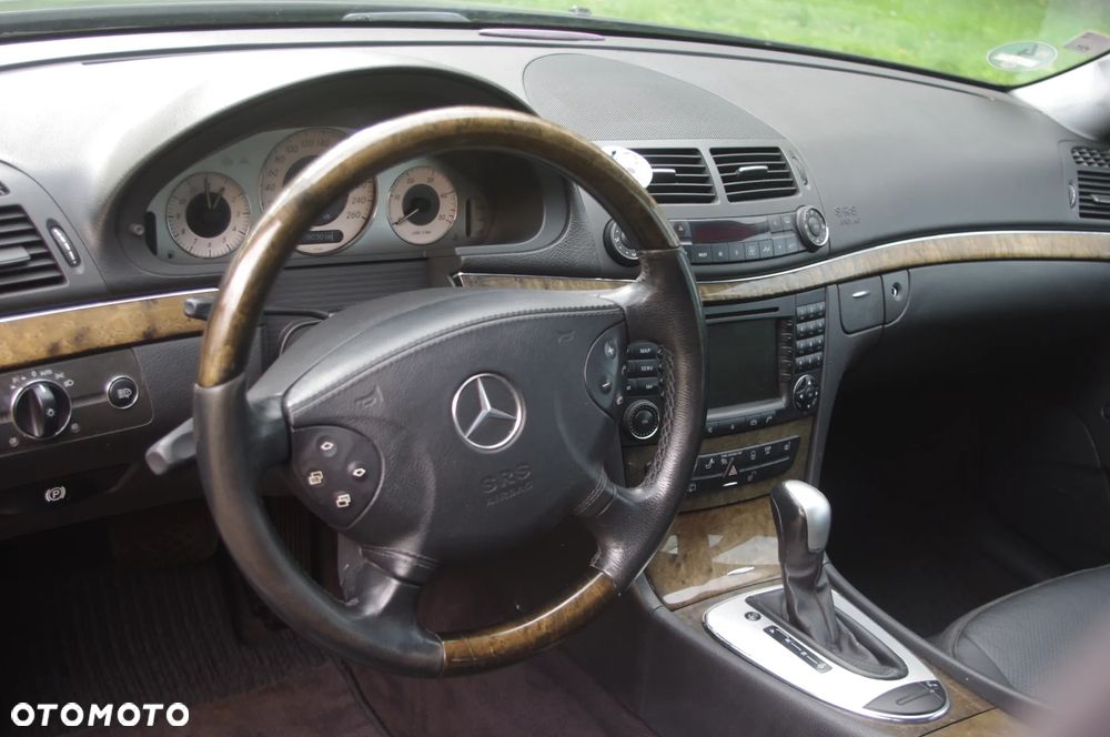 Mercedes-Benz Klasa E 280 CDI 4-Matic Avantgarde - 12