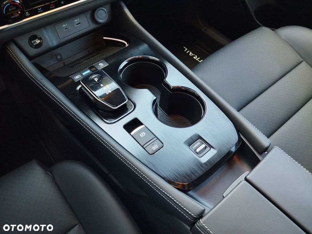 Nissan X-Trail - 15