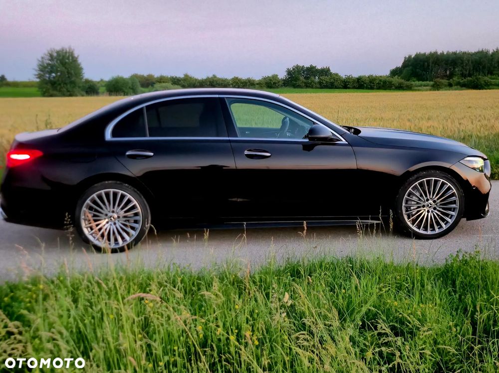 Mercedes-Benz Klasa C 200 mHEV AMG - 25