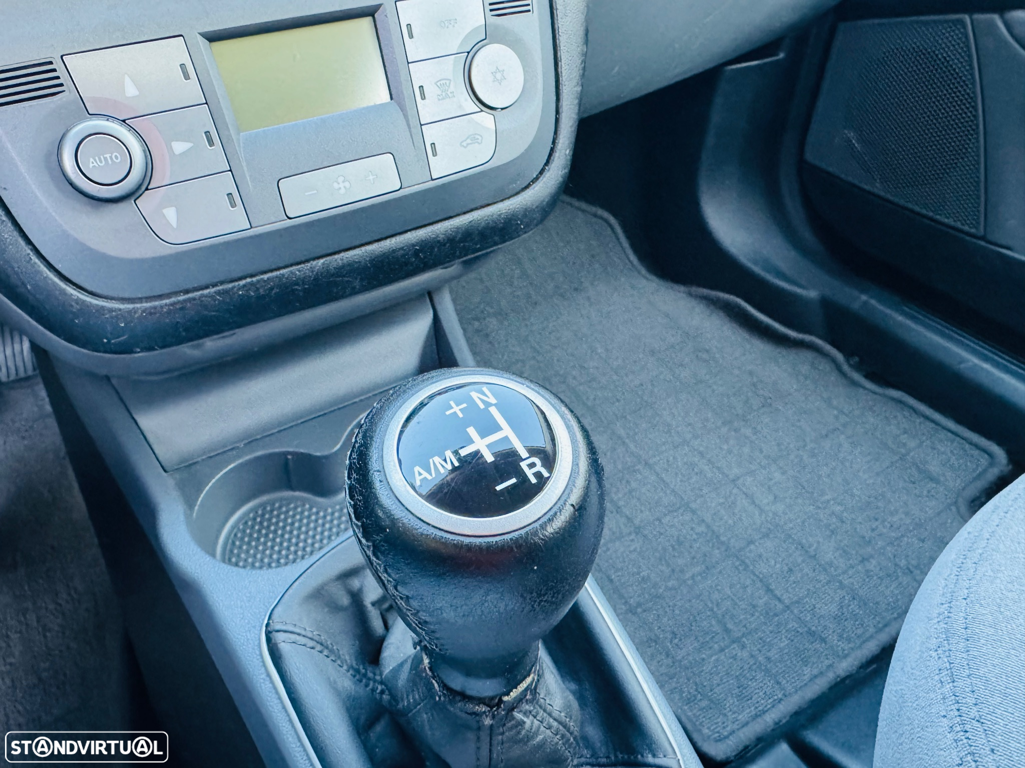 Fiat Linea 1.3 M-Jet Emotion Dualogic - 9