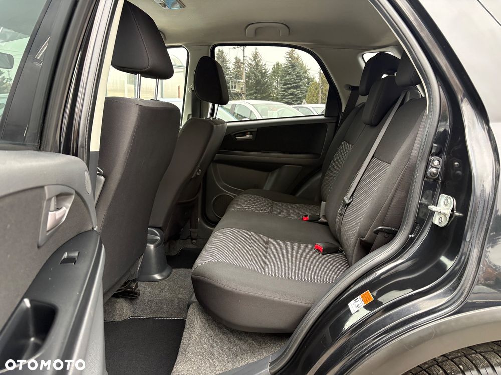 Suzuki SX4 1.6 GLX / Comfort - 25