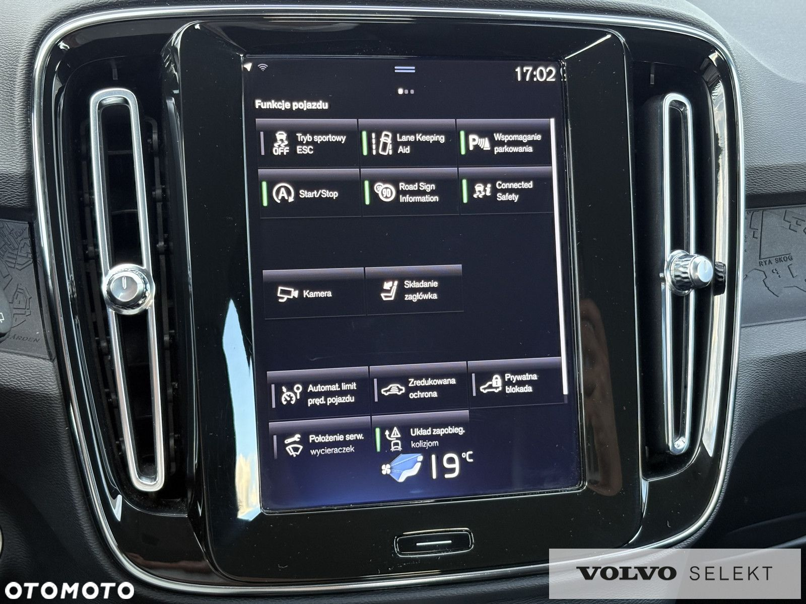 Volvo XC 40 - 16