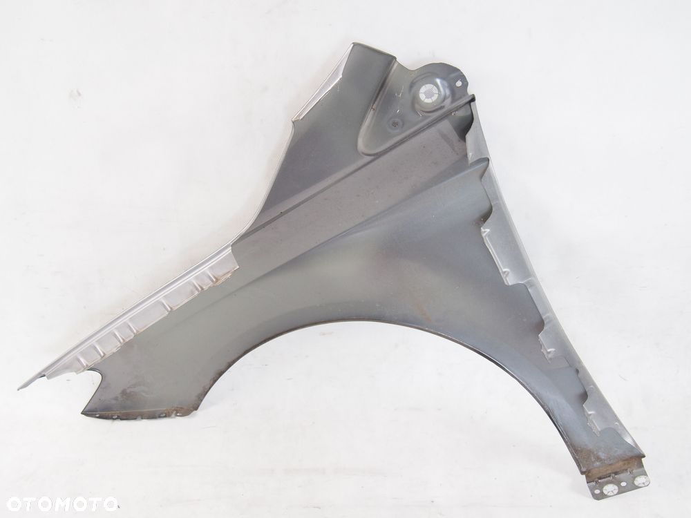 Mercedes B-Klasa W246 11r Blotnik prawy b klasa 2011 - 2