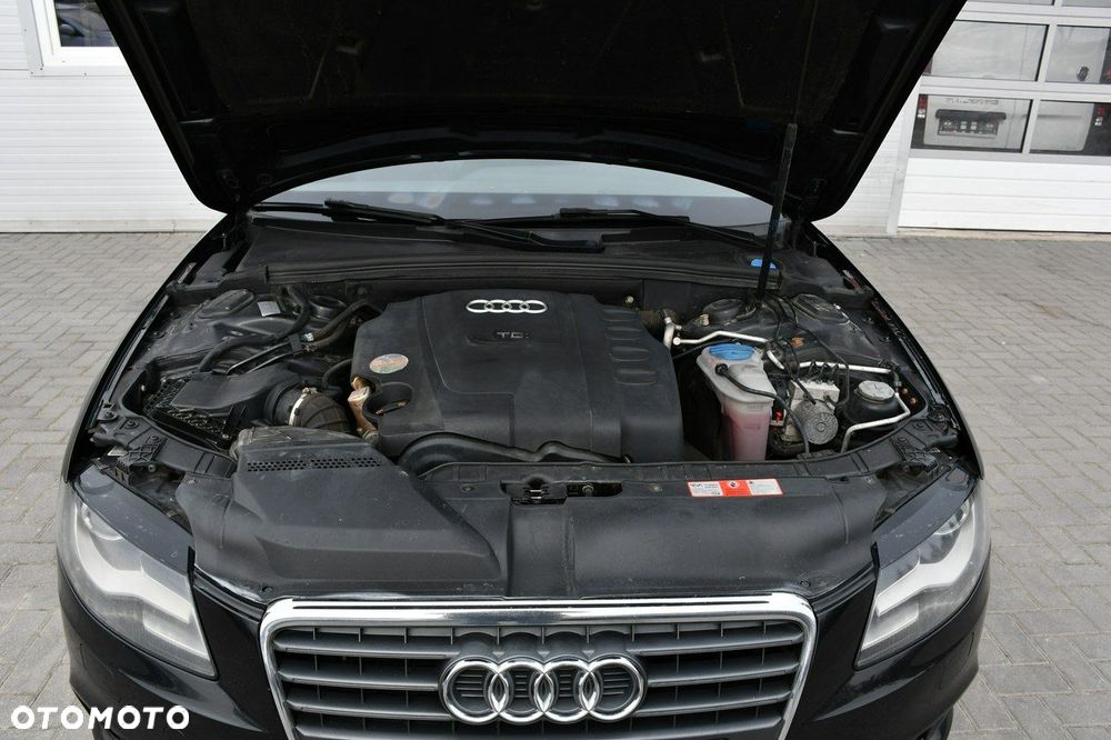 Audi A4 Avant 2.0 TDI - 32