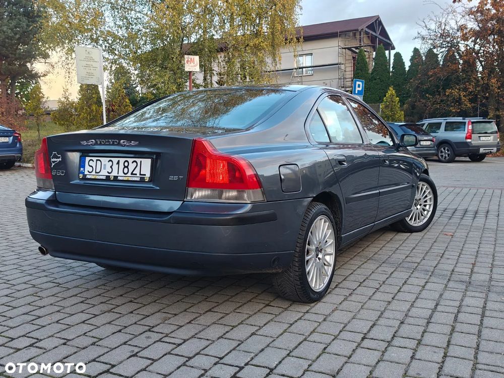 Volvo S60 2.5T Edition