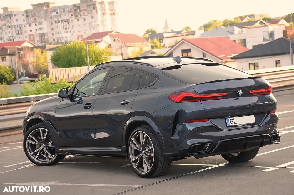 BMW X6 M M50i - 10