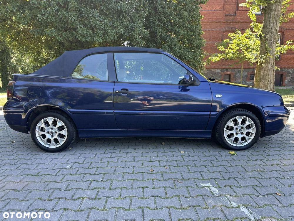 Volkswagen Golf - 36