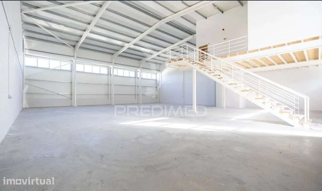 Armazém para Arrendamento em Azurém – Guimarães - Grande imagem: 4/5