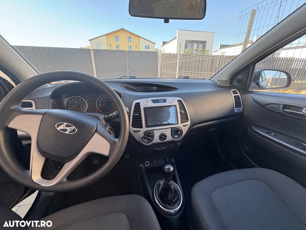 Hyundai i20 - 14