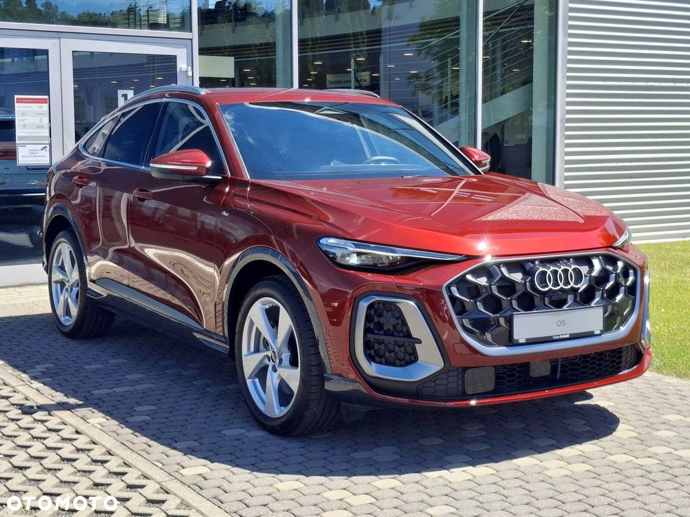 Audi Q5 Sportback - 14