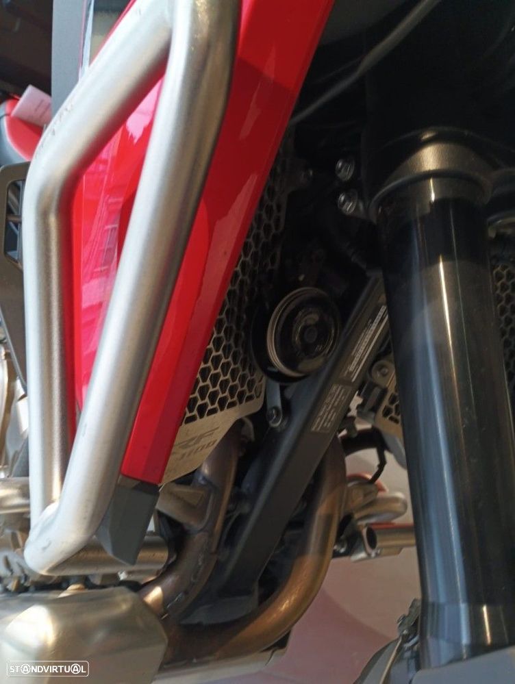 Honda Africa Twin CRF 1100 - 4