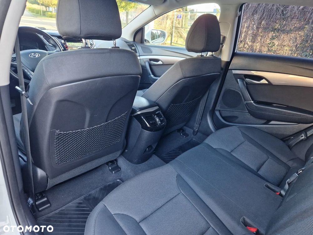 Hyundai i40 - 33