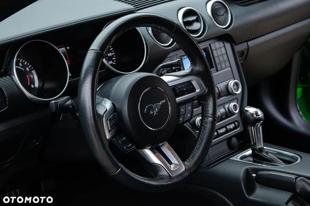 Ford Mustang 2.3 EcoBoost - 24
