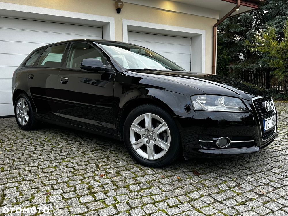 Audi A3 Sportback 1.6 TDI Ambiente - 12
