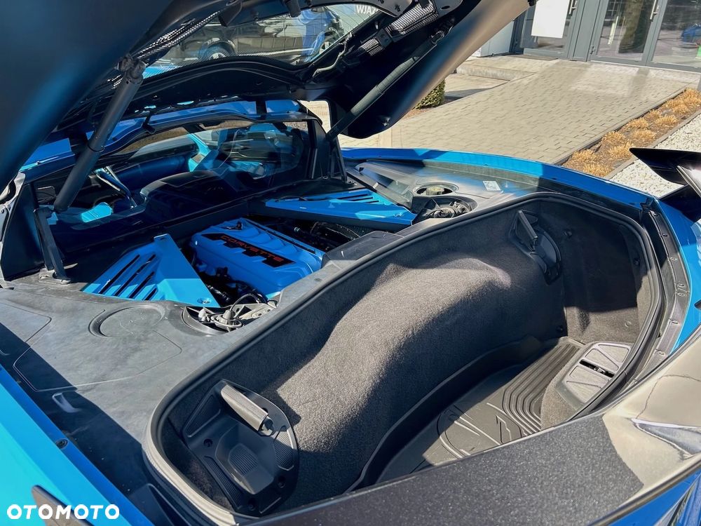 Chevrolet Corvette Stingray 3LT 6.2 V8 Automatik - 28