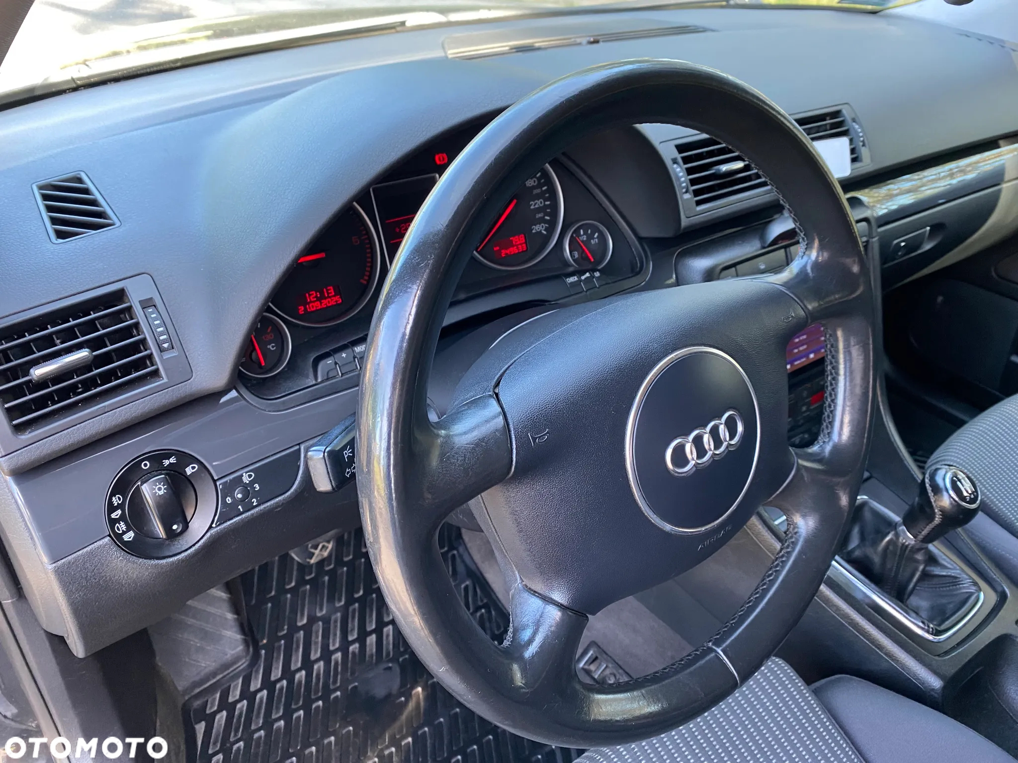 Audi A4 - 16