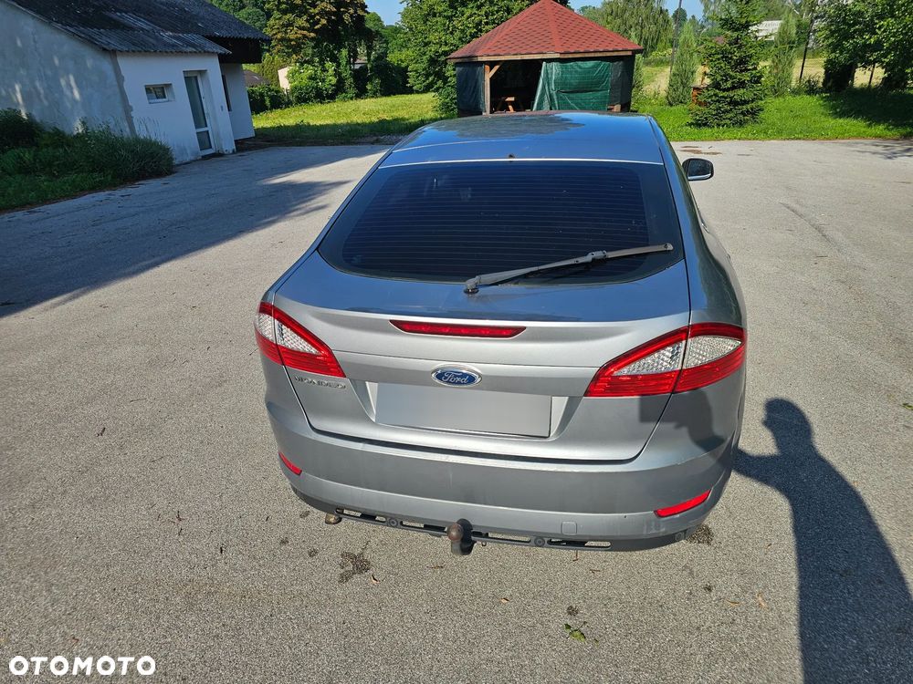 Ford Mondeo 2.0 TDCi Ghia - 9