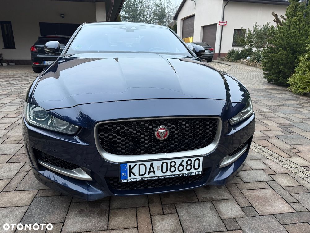 Jaguar XE 20d R-Sport - 2