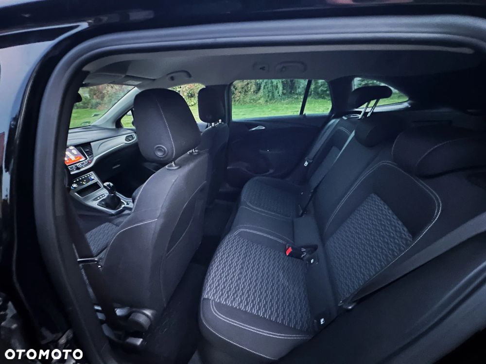 Opel Astra 1.6 D Start/Stop Edition - 32