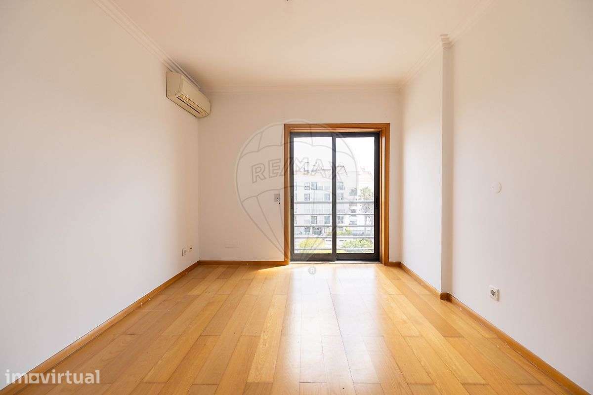 Apartamento T4 para venda - Grande imagem: 2/32