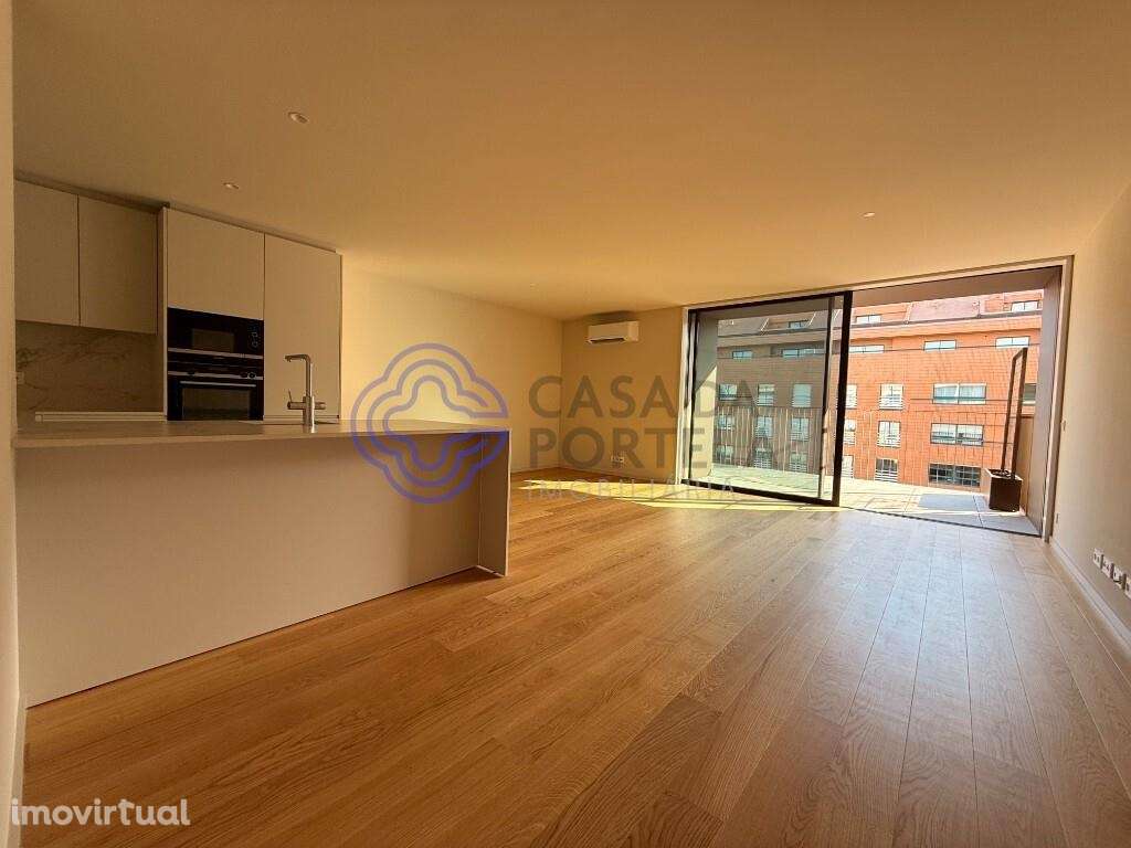 T3, 2casas de banho, suite, varanda, ar condicionado, cozinha mobiliad - Grande imagem: 3/35