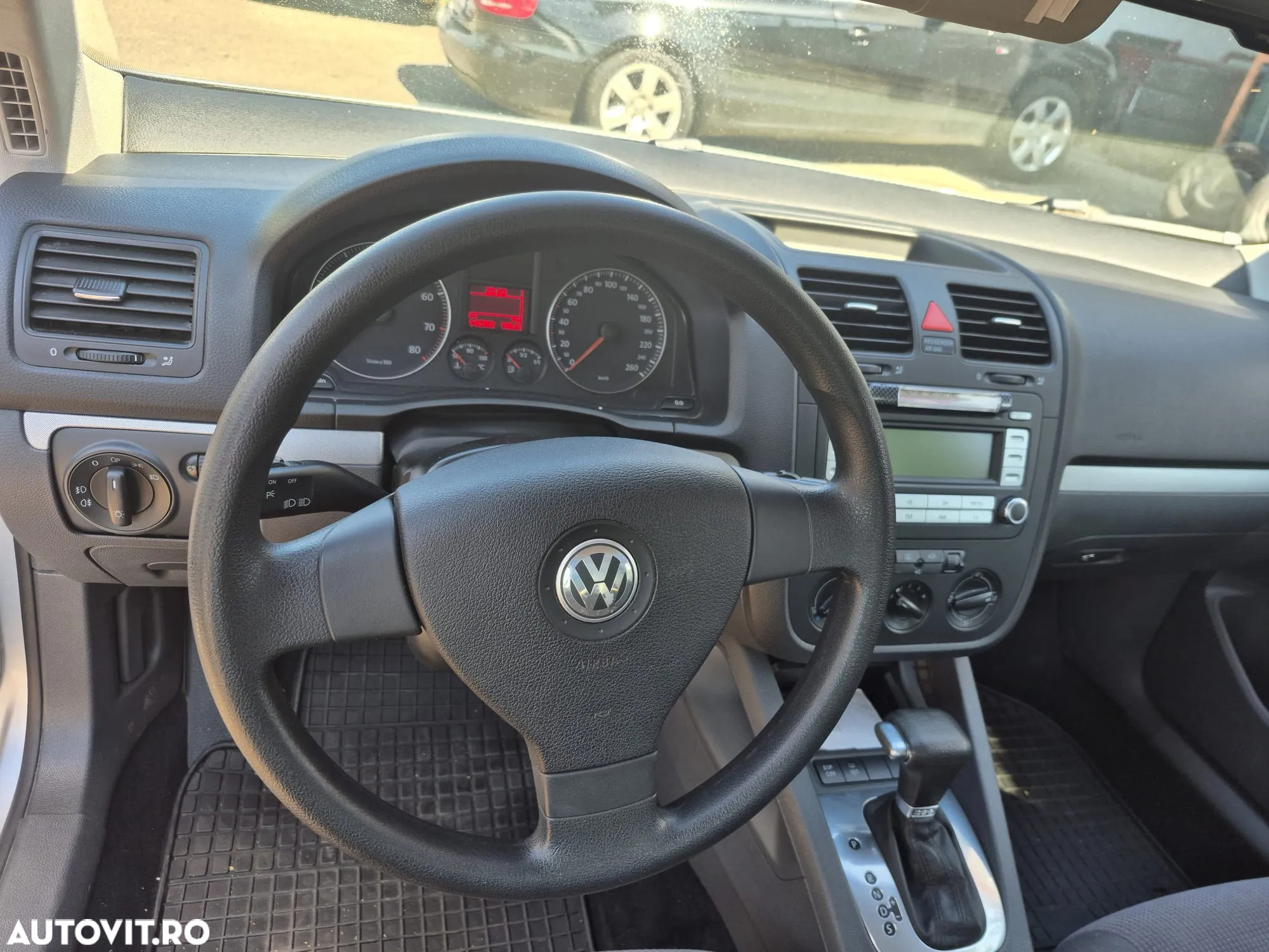 Volkswagen Jetta 1.4 TSI Comfortline DSG - 4