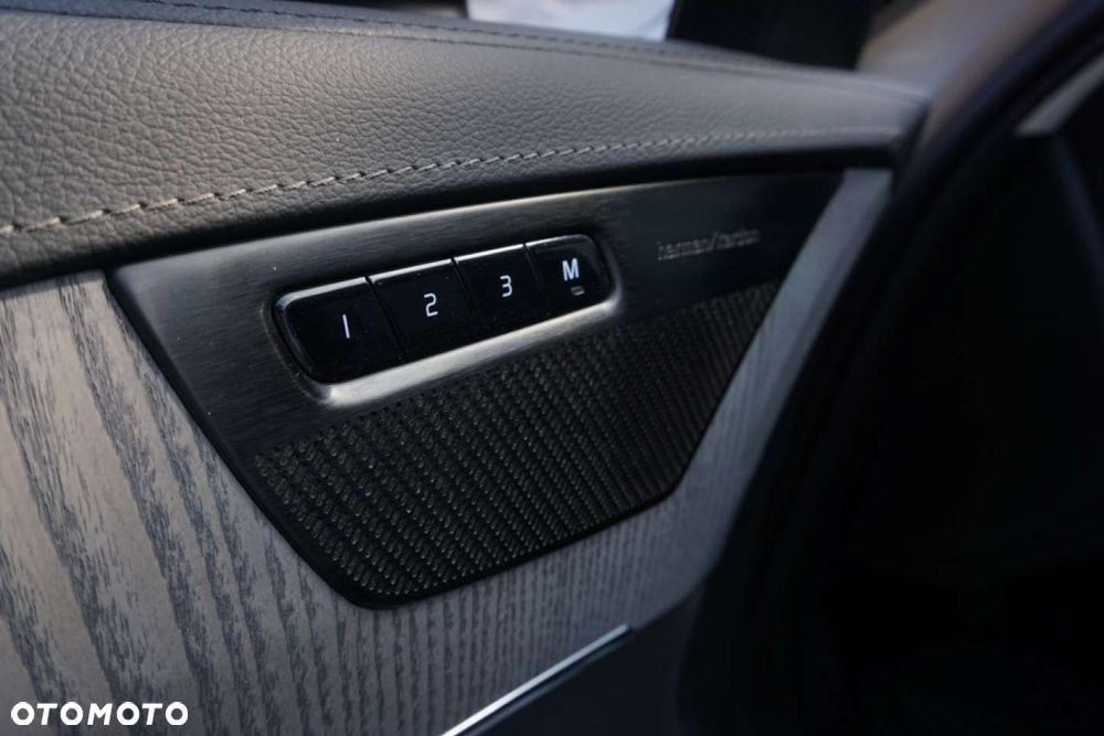 Volvo XC 90 - 16