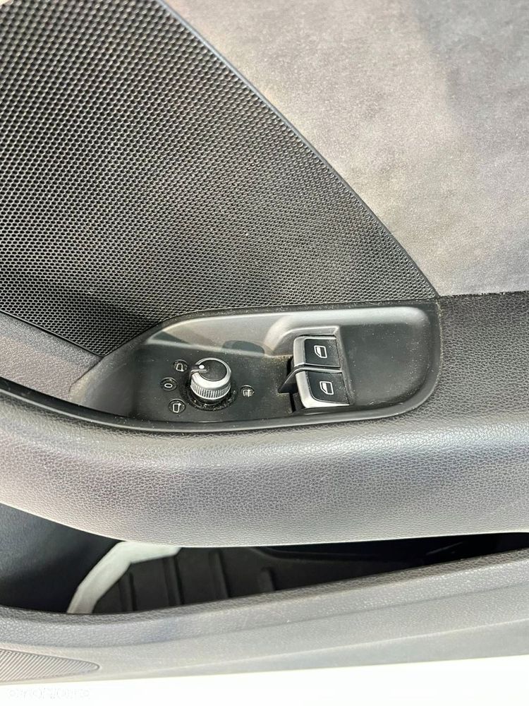 Audi A3 S3 8V 2014 Boczki / Tapicerka drzwi /Komplet HB 3D ALCANTARA SOUL - 9