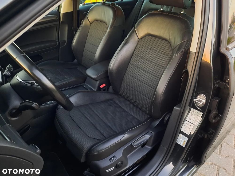 Volkswagen Golf 1.6 TDI BMT Comfortline - 18