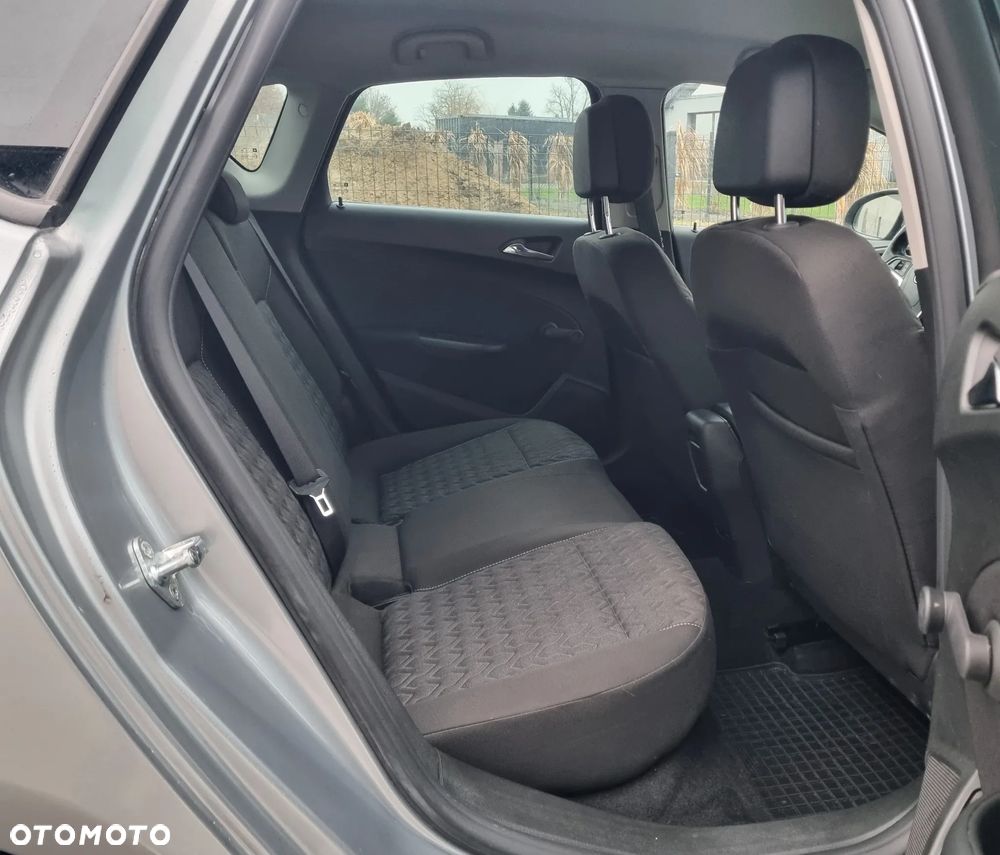 Opel Astra 1.4 Turbo Active - 24