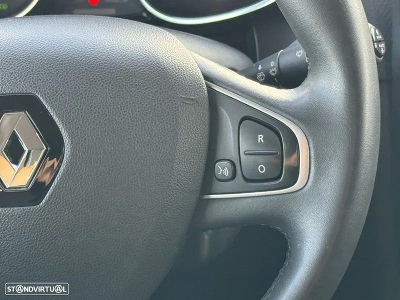 Renault Clio 0.9 TCe Limited - 12