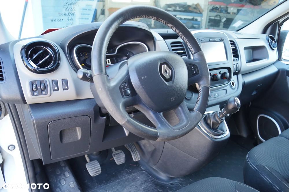 Renault Trafic - 19