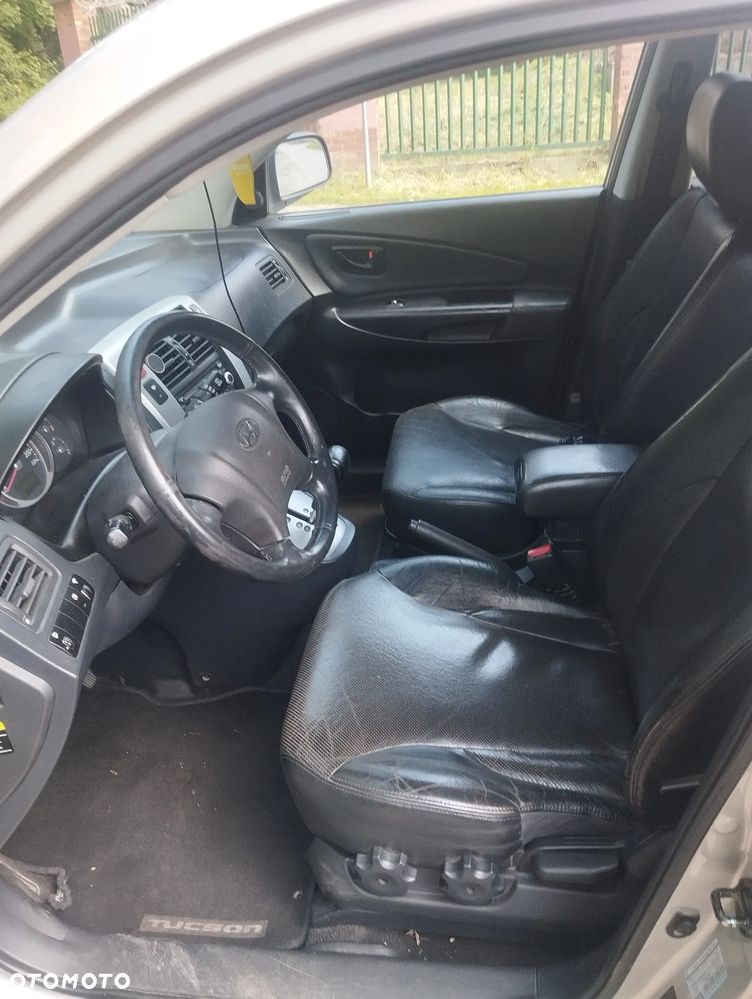 Hyundai Tucson - 4