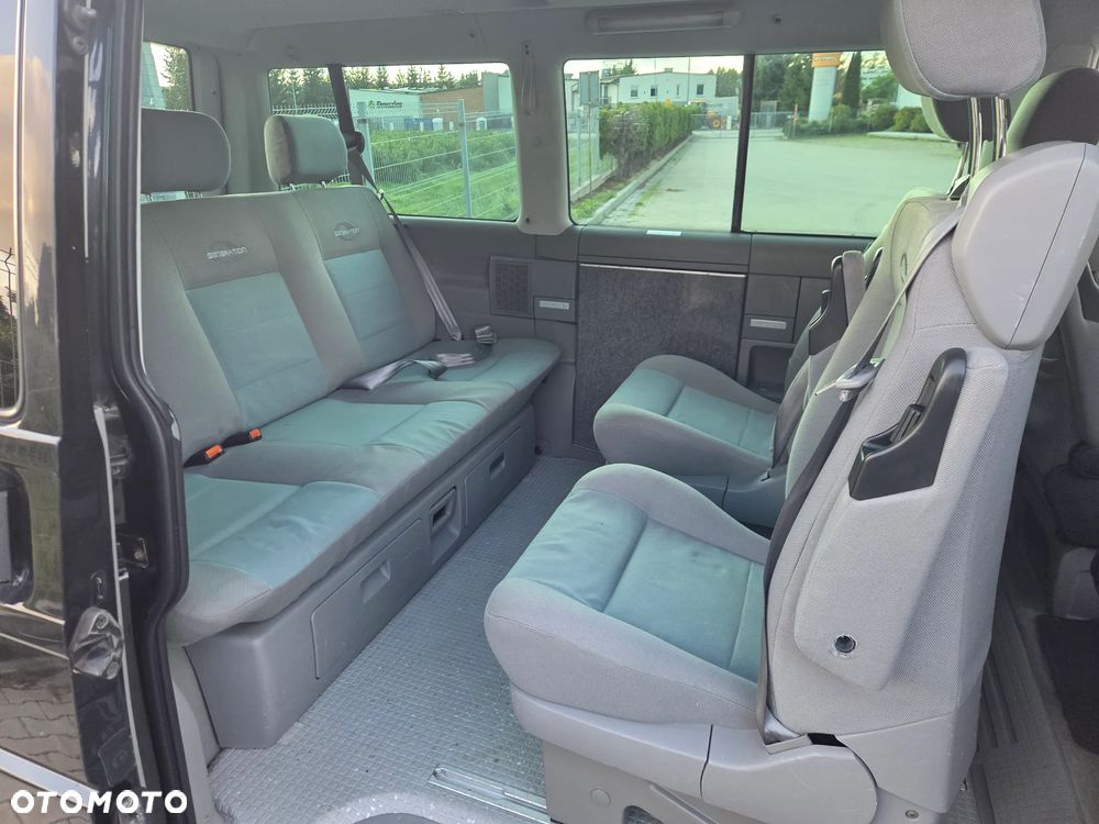 Volkswagen Multivan Standard - 22