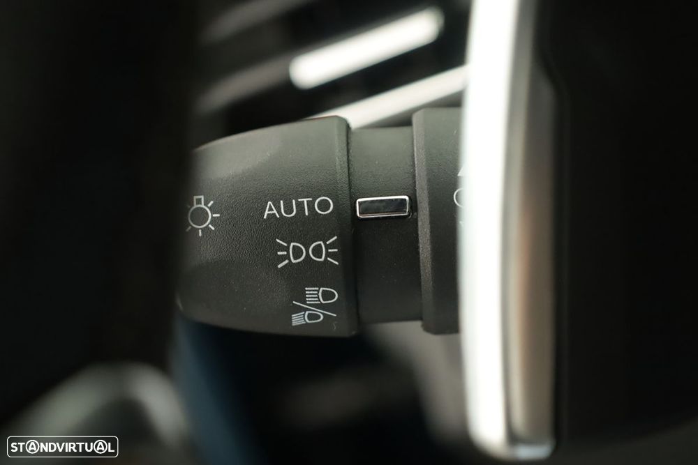 Peugeot 3008 1.2 Hybrid GT e-DCS6 - 17