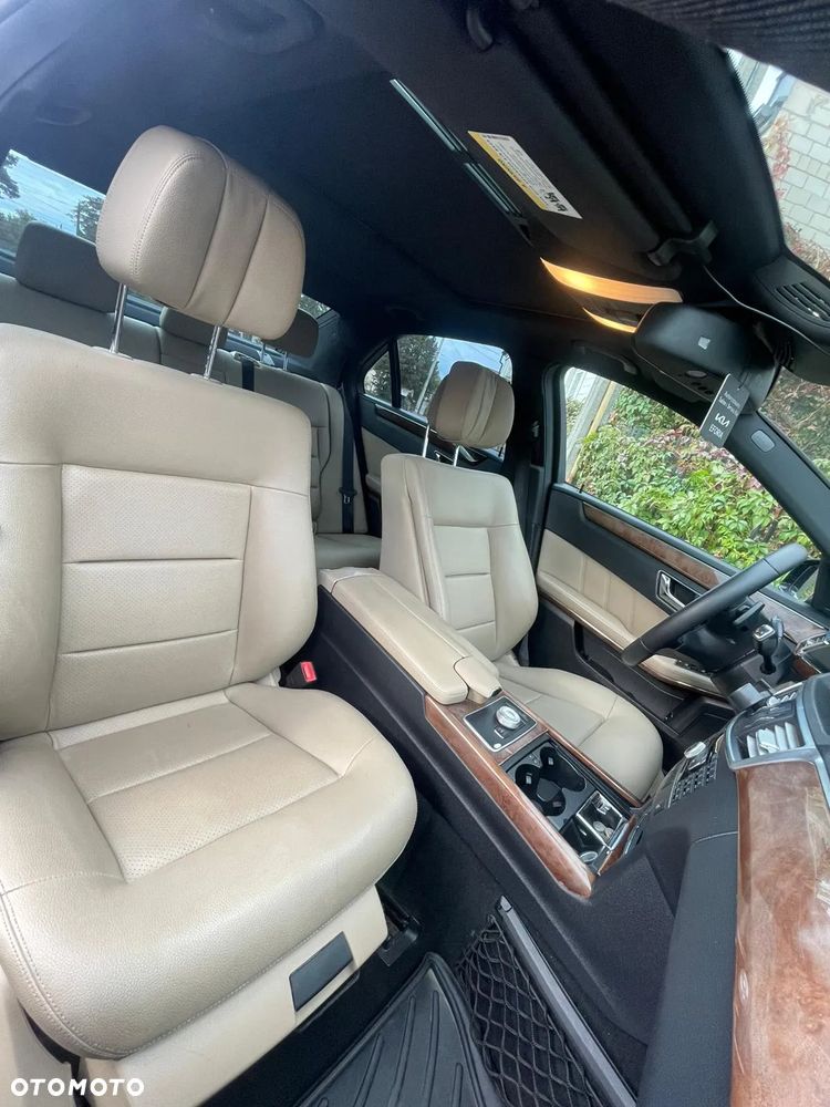 Mercedes-Benz Klasa E 350 CDI DPF BlueEFFICIENCY 7G-TRONIC Avantgarde - 23