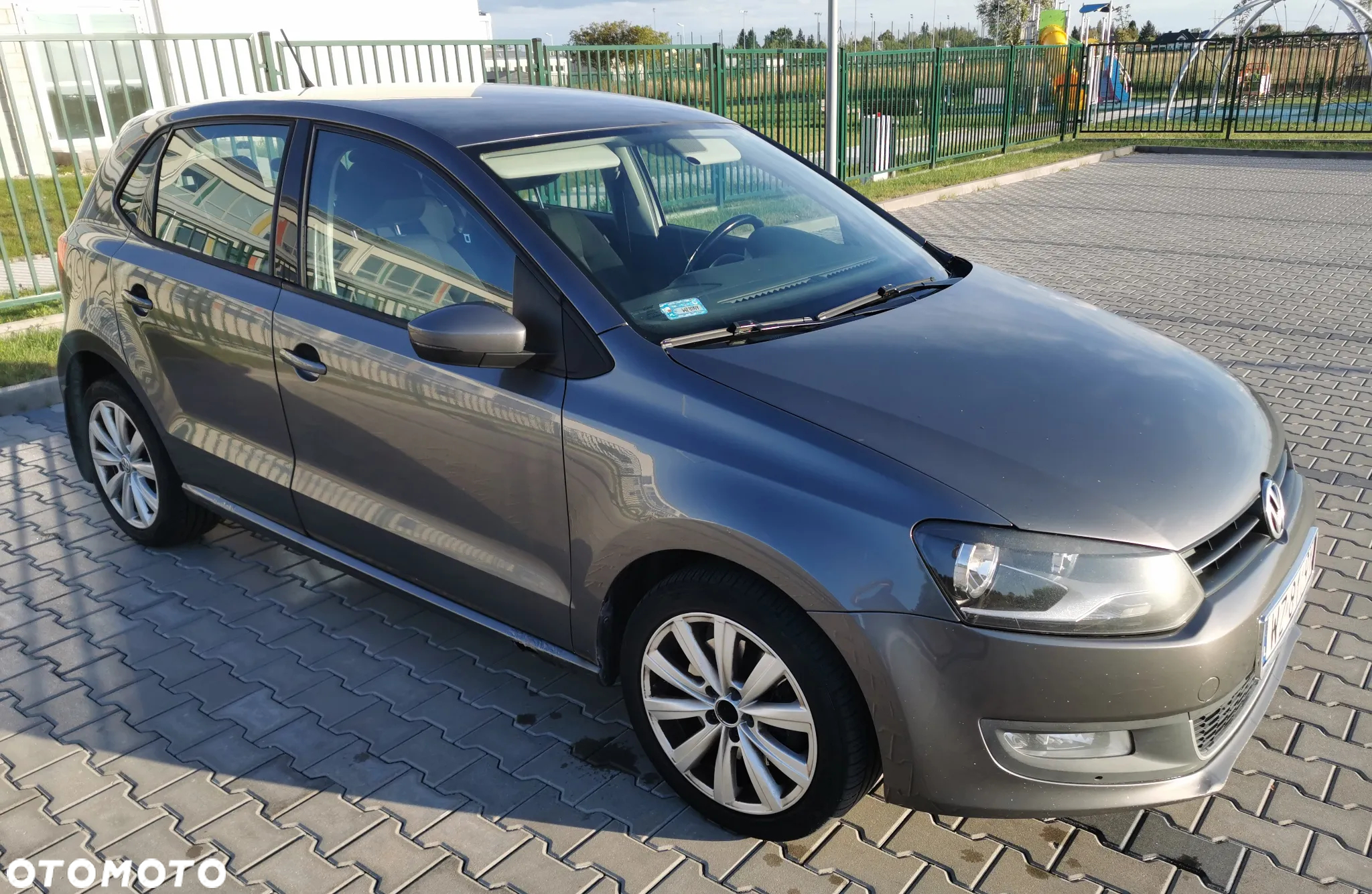 Volkswagen Polo 1.6 TDI DPF Highline - 4