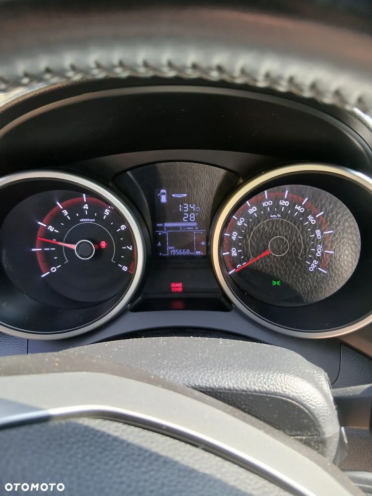 SsangYong/KGM Tivoli 1.6 Quartz - 9