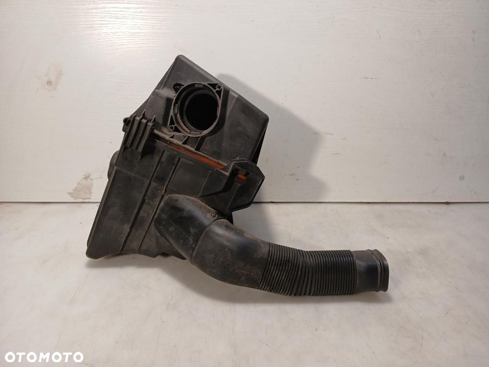 OBUDOWA FILTRA POWIETRZA VOLKSWAGEN POLO 9N 1.4 TDI 6Q0129607AR - 3