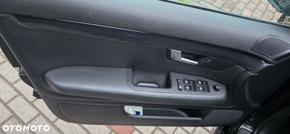 Audi A4 Avant 2.5 TDI - 9