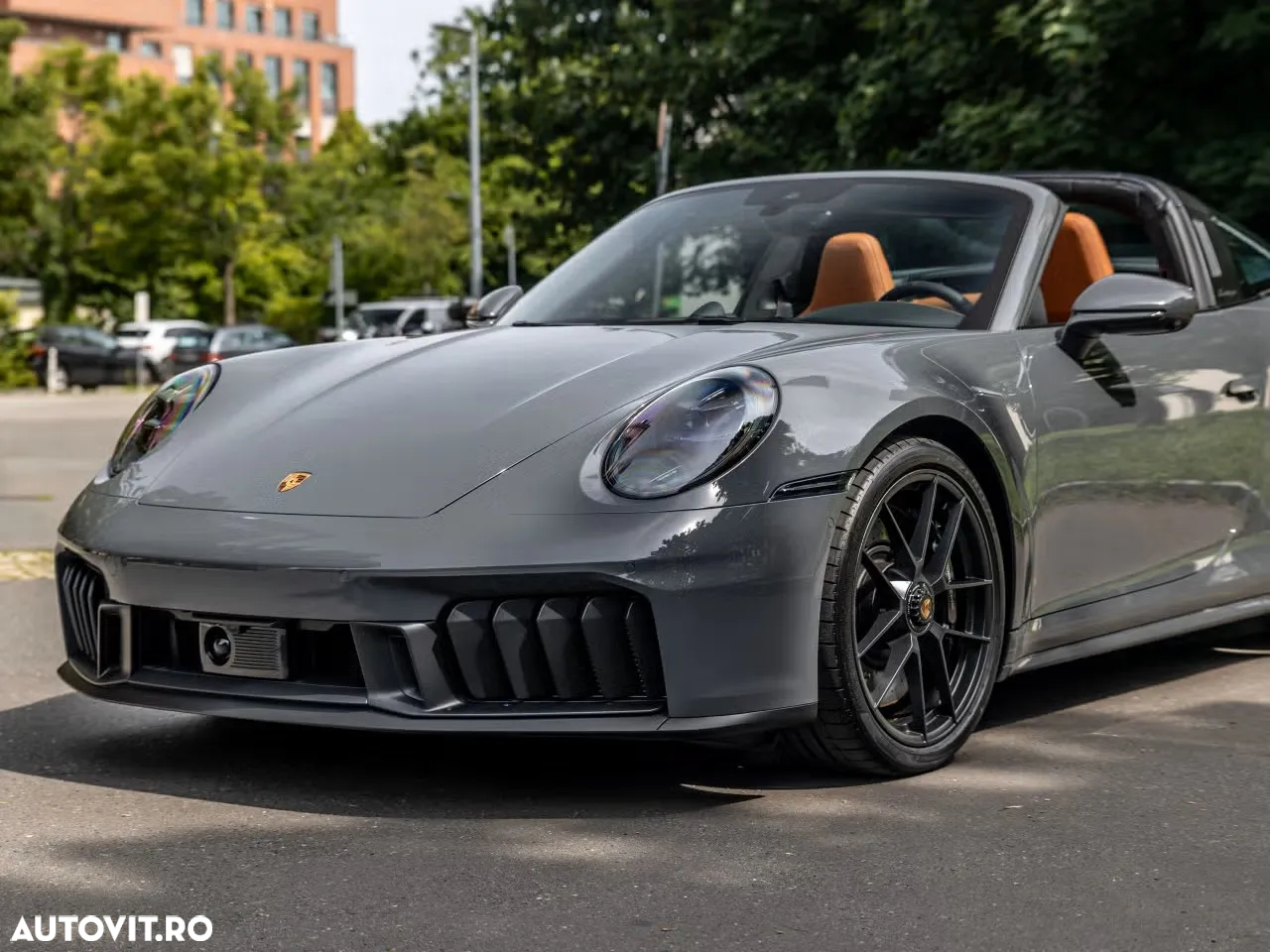 Porsche 911 Targa 4 GTS PDK - 4