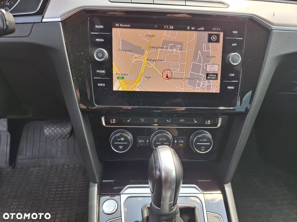Volkswagen Passat 2.0 TDI BMT Highline DSG7 - 27