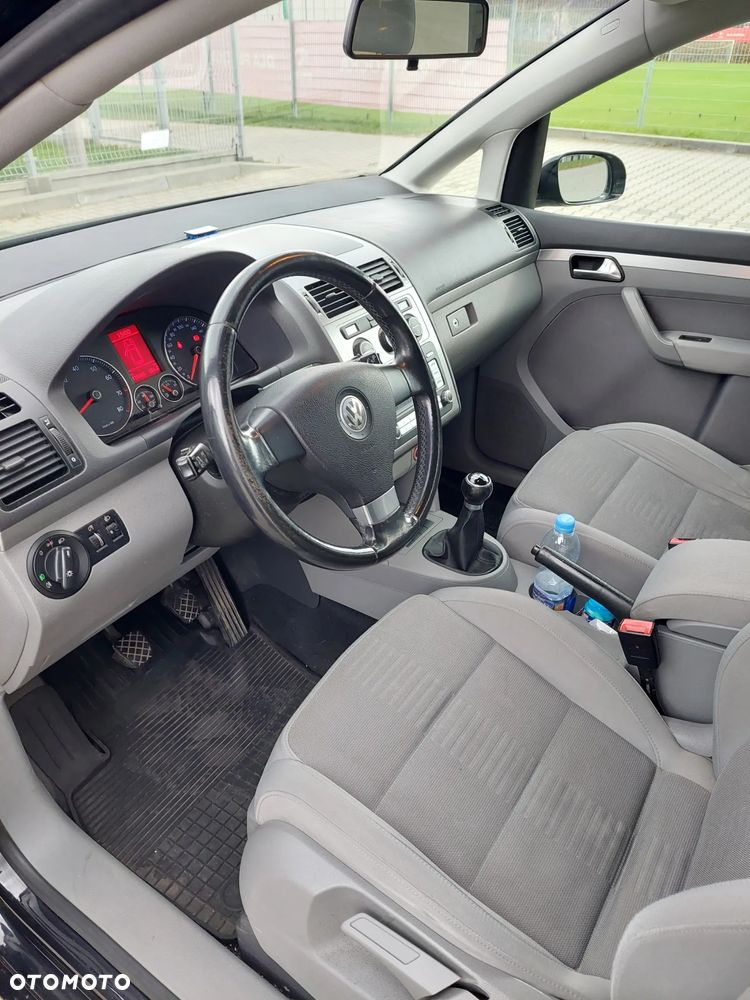 Volkswagen Touran 1.4 TSI Highline - 19