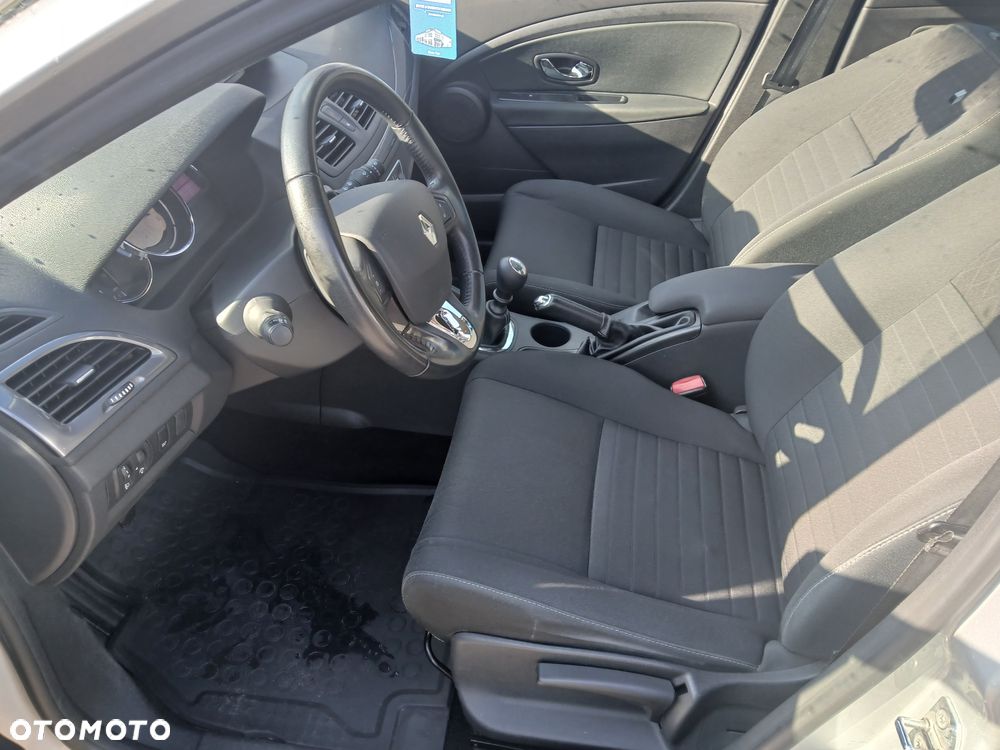 Renault Megane 1.5 dCi Limited - 5