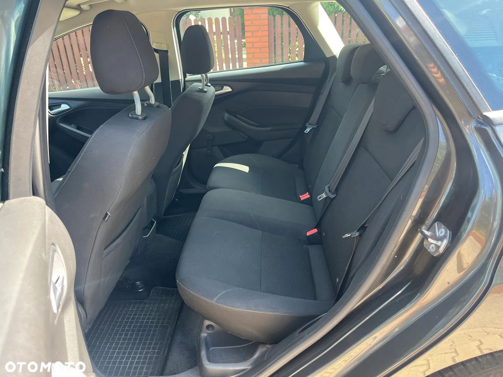 Ford Focus 1.5 TDCi SYNC Edition - 13