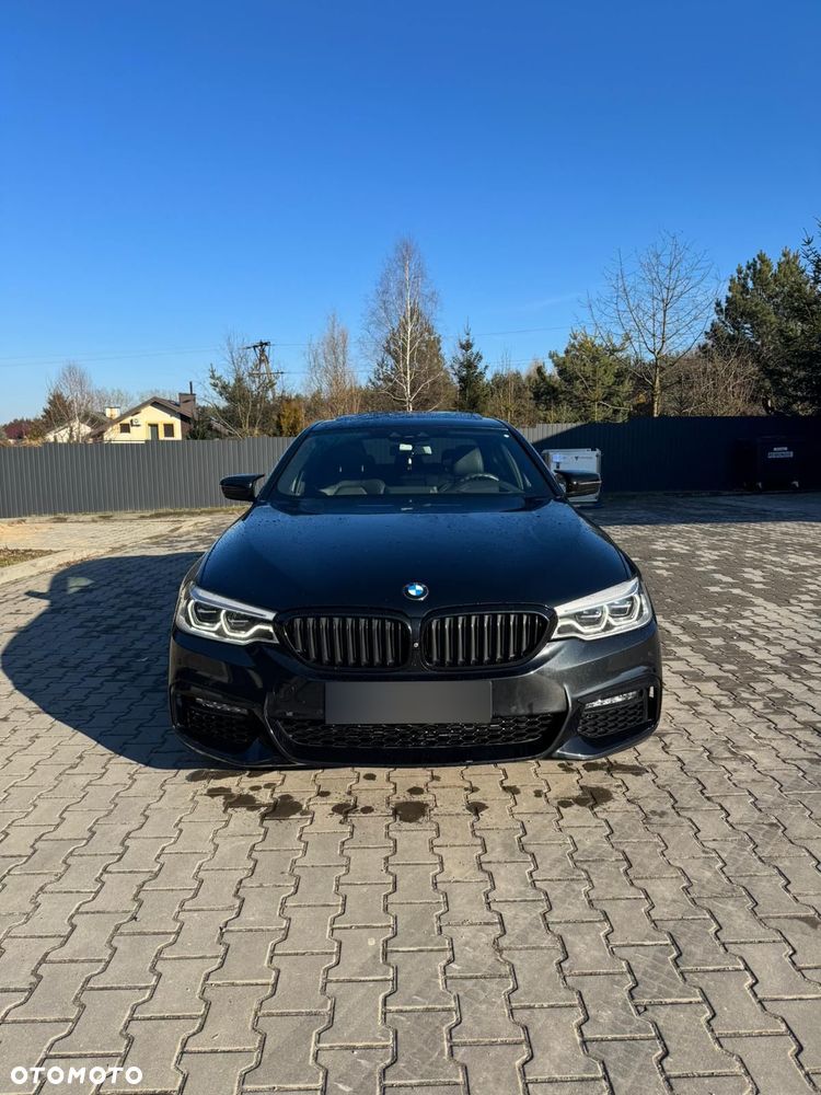 BMW Seria 5 520d M Sport - 4