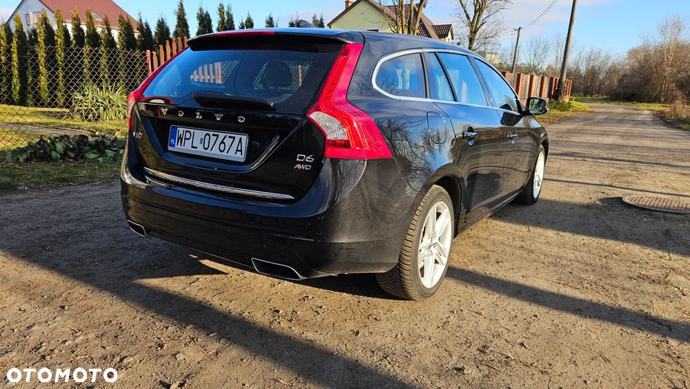 Volvo V60 D6 Plug-In-Hybrid AWD Geartronic Summum - 7
