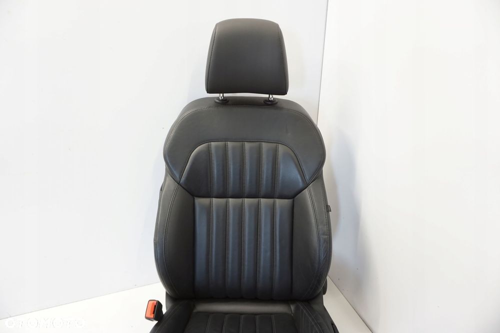 SKODA SUPERB III KOMBI FOTELE KANAPA - 15