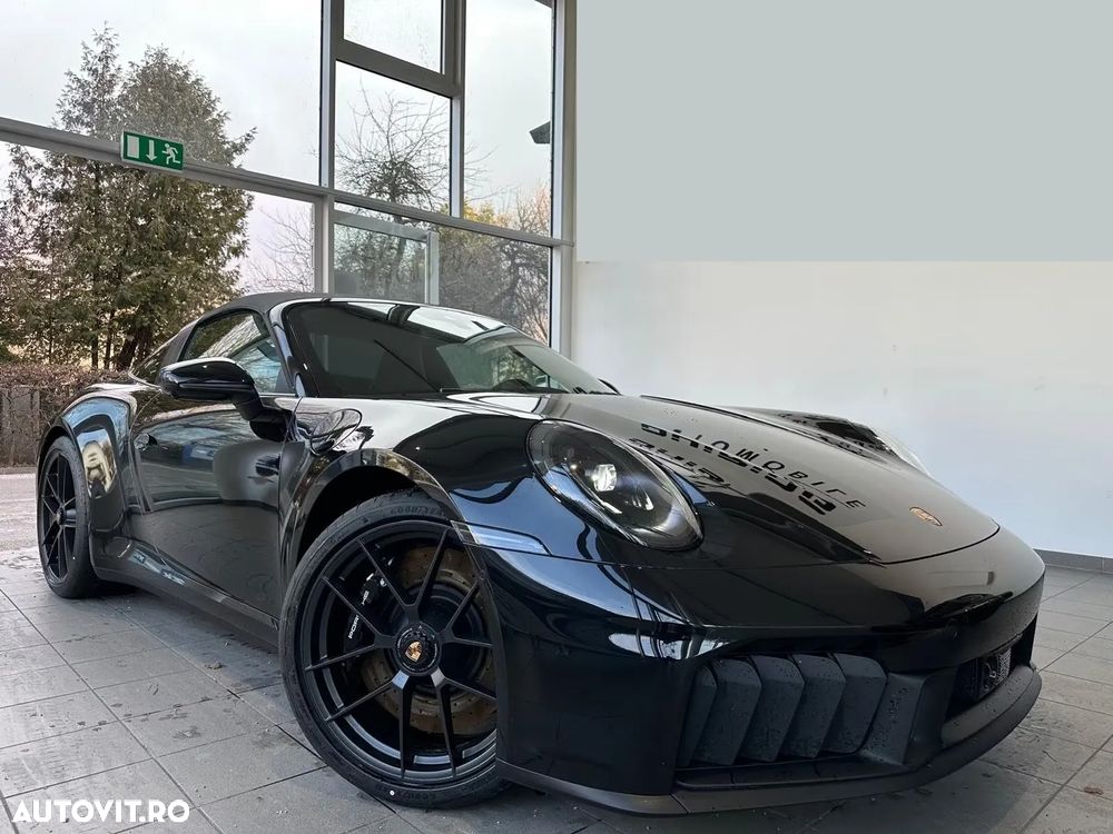 Porsche 911 Targa 4 GTS PDK - 1