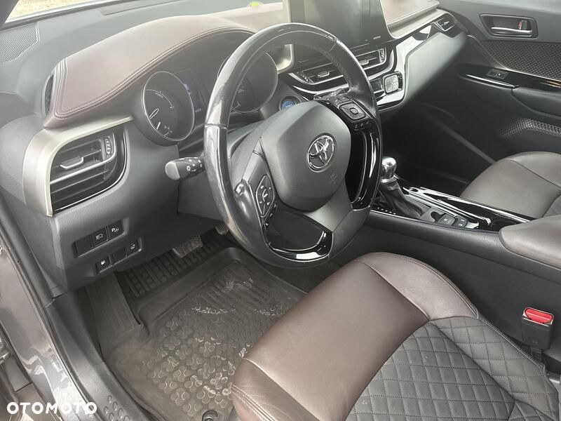 Toyota C-HR 1.8 Hybrid Prestige - 10
